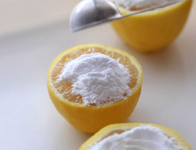 Add Baking Soda to Lemons