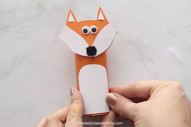 Glue Paper to Toilet Roll Fox