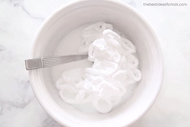 How to Make Fluffy Slime with Shaving Cream